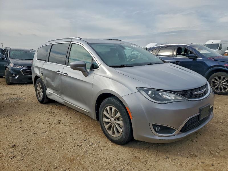 95419845 :رقم المزاد ، 2C4RC1BG1KR561217 vin ، 2019 Chrysler Pacifica مزاد بيع