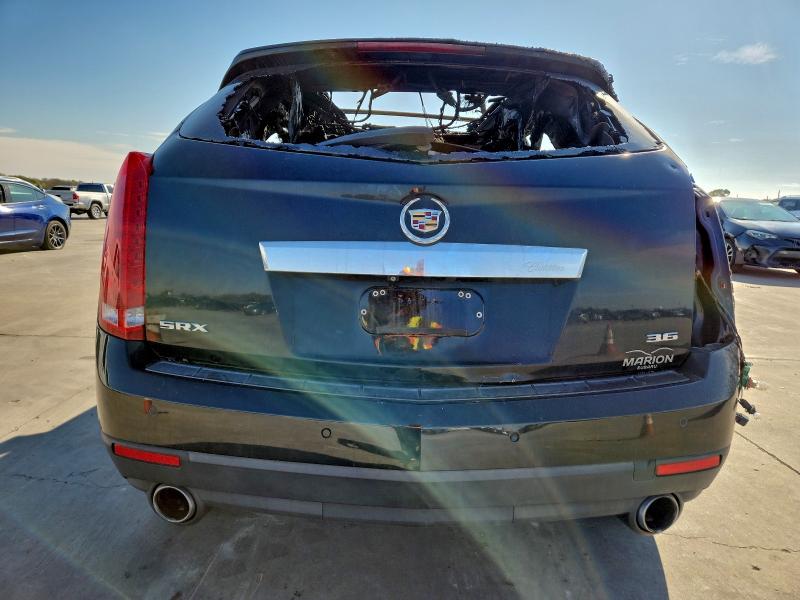 94822185 :رقم المزاد ، 3GYFNBE38FS555865 vin ، 2015 Cadillac Srx مزاد بيع