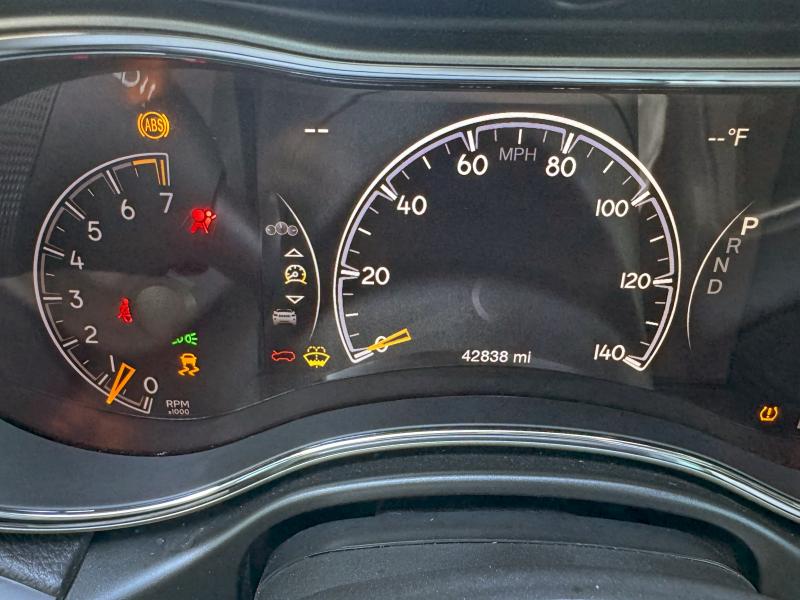 2021 Jeep Grand Cher მანქანა იყიდება აუქციონზე, vin: 1C4RJEAGXMC657311, აუქციონის ნომერი: 96725625