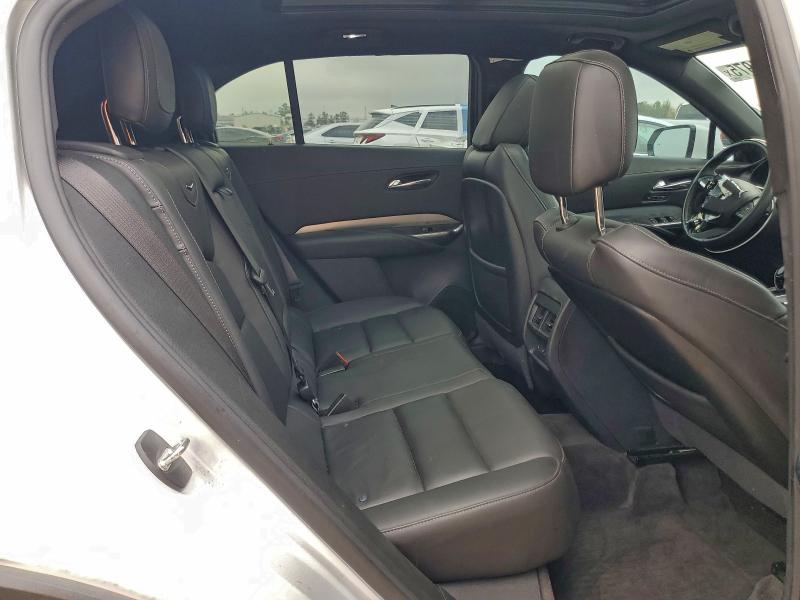 Продажа на аукционе авто 2022 Cadillac Xt4 Premiu, vin: 1GYFZCR40NF105398, номер лота: 98204975