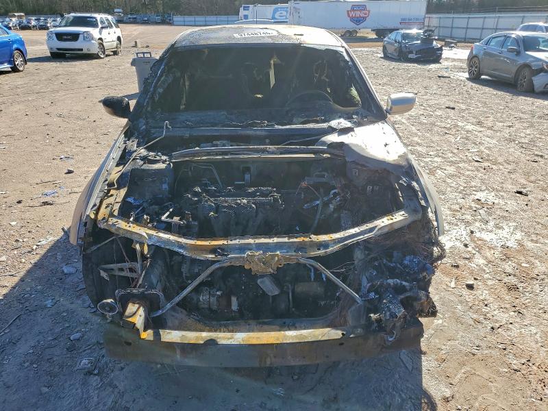 2013 Chrysler 200 მანქანა იყიდება აუქციონზე, vin: 1C3CCBAB3DN715092, აუქციონის ნომერი: 45946786