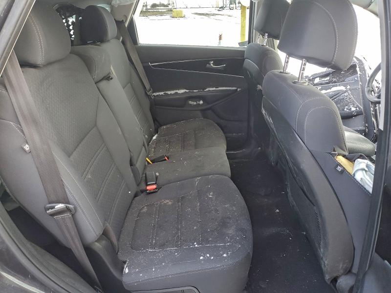 Продажа на аукционе авто 2017 Kia Sorento, vin: 5XYPGDA56HG316147, номер лота: 97194245