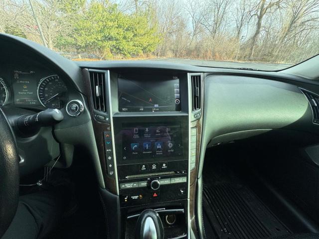 98992655 :رقم المزاد ، JN1EV7ARXHM841361 vin ، 2017 Infiniti Q50 Premiu مزاد بيع