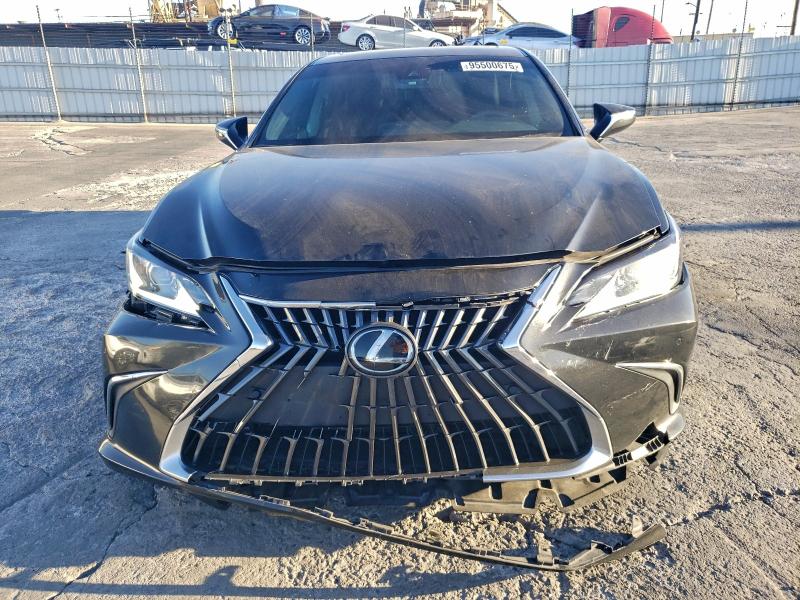 95500675 :رقم المزاد ، 58ADA1C15RU047527 vin ، 2024 Lexus Es300h مزاد بيع