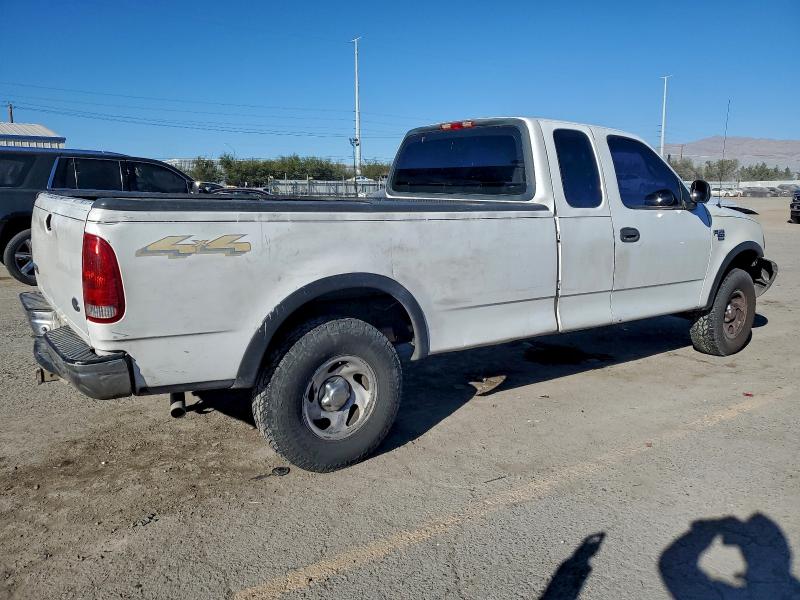 Auction sale of the 2000 Ford F150, vin: 1FTRX18W4YNB17399, lot number: 95997265
