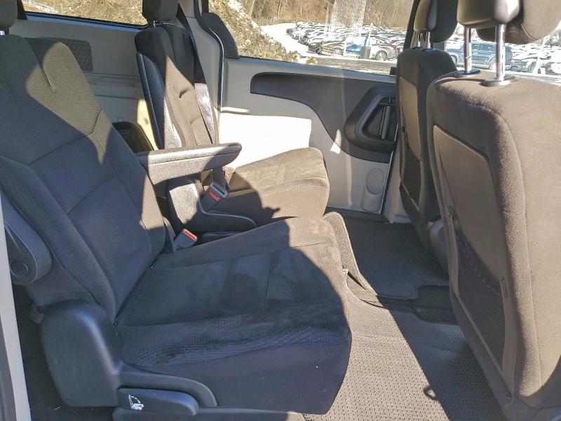 Продажа на аукционе авто 2015 Dodge Grand Cara, vin: 2C4RDGBG5FR667367, номер лота: 93779205