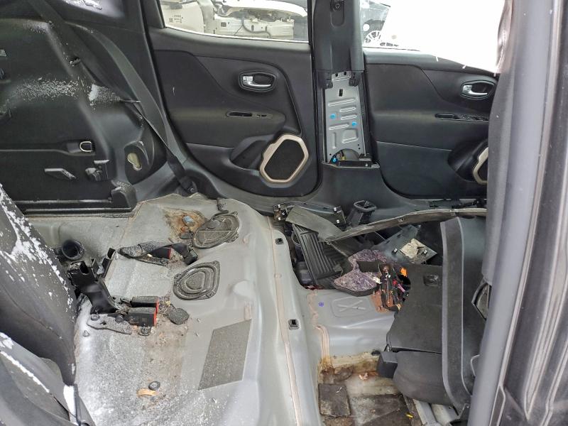 2016 Jeep Renegade L მანქანა იყიდება აუქციონზე, vin: ZACCJBBT6GPD82875, აუქციონის ნომერი: 96474155