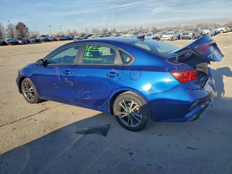 2023 Kia Forte მანქანა იყიდება აუქციონზე, vin: 3KPF24AD1PE579692, აუქციონის ნომერი: 96908505