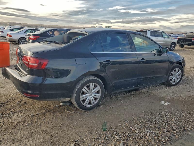 96074035 :رقم المزاد ، 3VW167AJ5HM275064 vin ، 2017 Volkswagen Jetta مزاد بيع