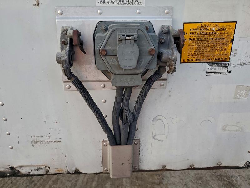 97947345 :رقم المزاد ، 1UYVS2533BP011312 vin ، 2011 Utility 53 Ft Dry مزاد بيع