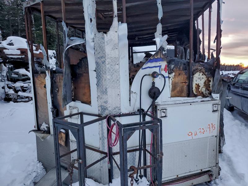 94321995 :رقم المزاد ، 4D6EB1821CA031177 vin ، 2012 Cargo Trailer مزاد بيع