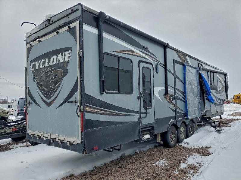 Продаж на аукціоні авто 2017 Heartland Cyclone, vin: 5SFCG4434HE326447, номер лоту: 98142805