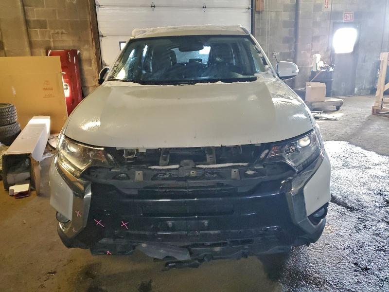 94674395 :رقم المزاد ، JA4AZ2A36KZ610797 vin ، 2019 Mitsubishi Outlander مزاد بيع