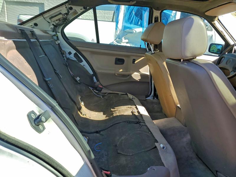 Продажа на аукционе авто 1993 Bmw 318 I, vin: WBACA5315PFG05926, номер лота: 95908615