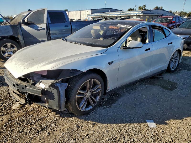 Продажа на аукционе авто 2014 Tesla Model S, vin: 5YJSA1H11EFP57345, номер лота: 96141425