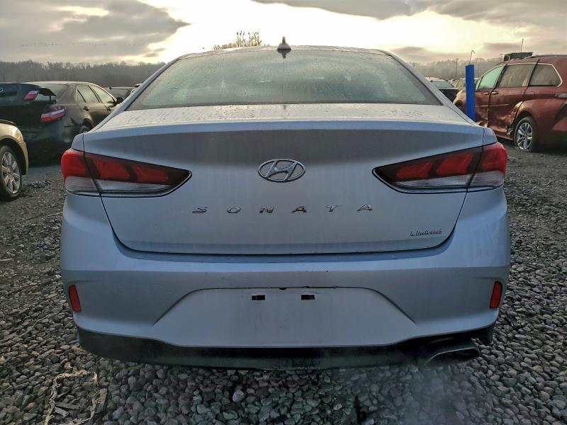 2018 Hyundai Sonata Spo მანქანა იყიდება აუქციონზე, vin: 5NPE34AF4JH695773, აუქციონის ნომერი: 98148705