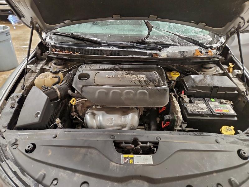 2016 Chrysler 200 მანქანა იყიდება აუქციონზე, vin: 1C3CCCAB7GN106890, აუქციონის ნომერი: 96052315