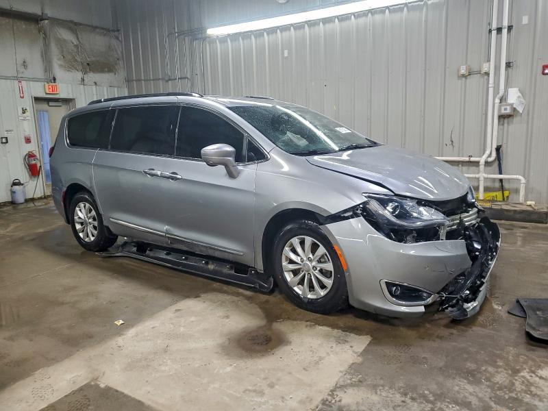 Продажа на аукционе авто 2019 Chrysler Pacifica T, vin: 2C4RC1BG5KR588940, номер лота: 99105215