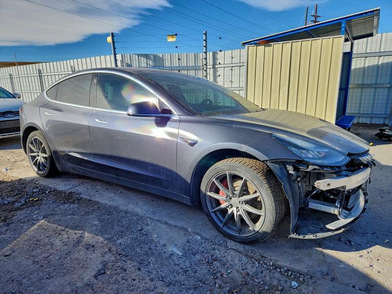 2018 Tesla Model 3 მანქანა იყიდება აუქციონზე, vin: 5YJ3E1EB3JF111868, აუქციონის ნომერი: 96303655