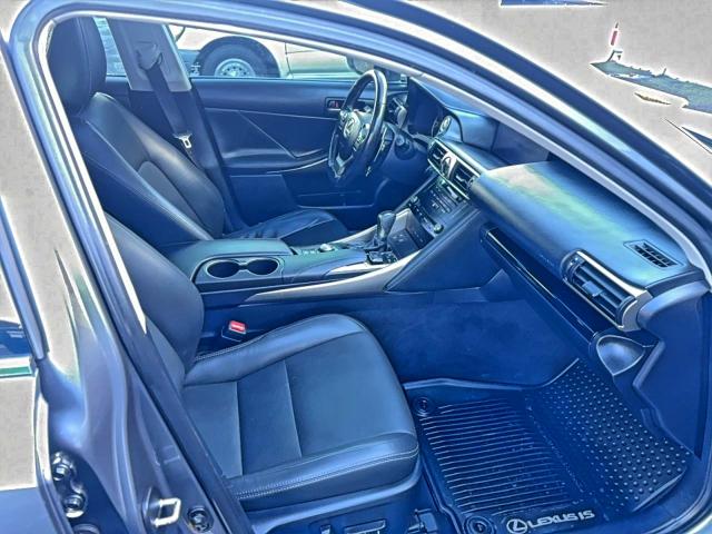 Продажа на аукционе авто 2017 Lexus Is 300, vin: JTHCM1D2XH5014973, номер лота: 98239575