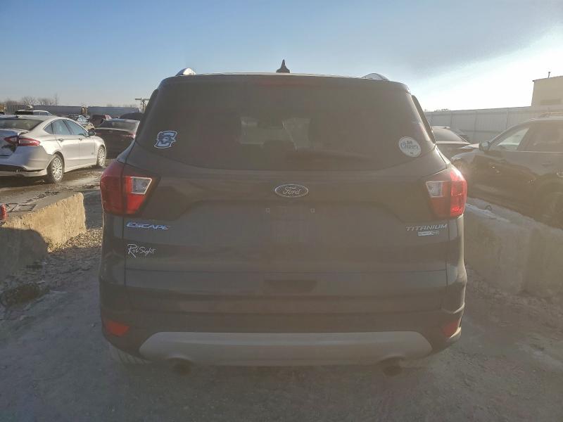 2019 Ford Escape მანქანა იყიდება აუქციონზე, vin: 1FMCU9J95KUC32779, აუქციონის ნომერი: 95848635