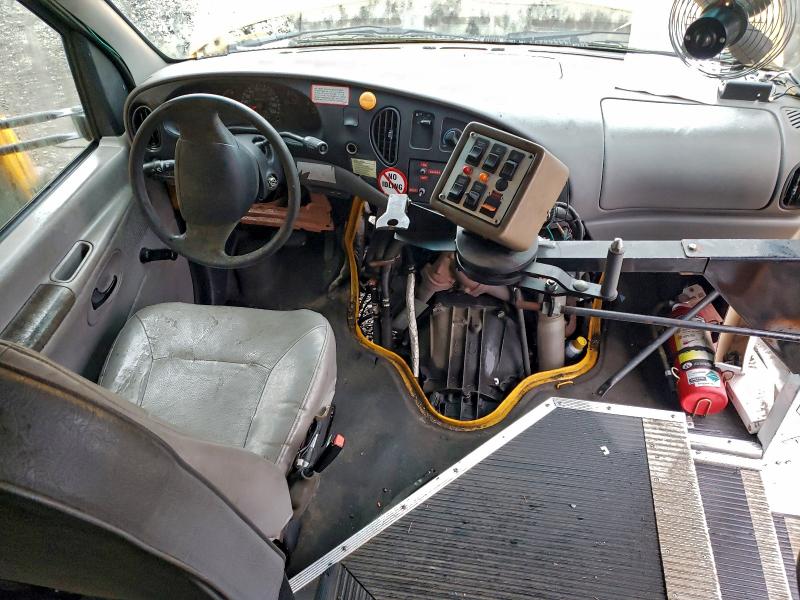 2000 Ford Econoline მანქანა იყიდება აუქციონზე, vin: 1FDSE35F1YHB36378, აუქციონის ნომერი: 96774485