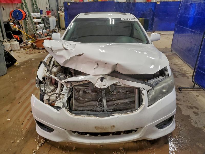 2011 Toyota Camry მანქანა იყიდება აუქციონზე, vin: 4T1BF3EK8BU706174, აუქციონის ნომერი: 96832135