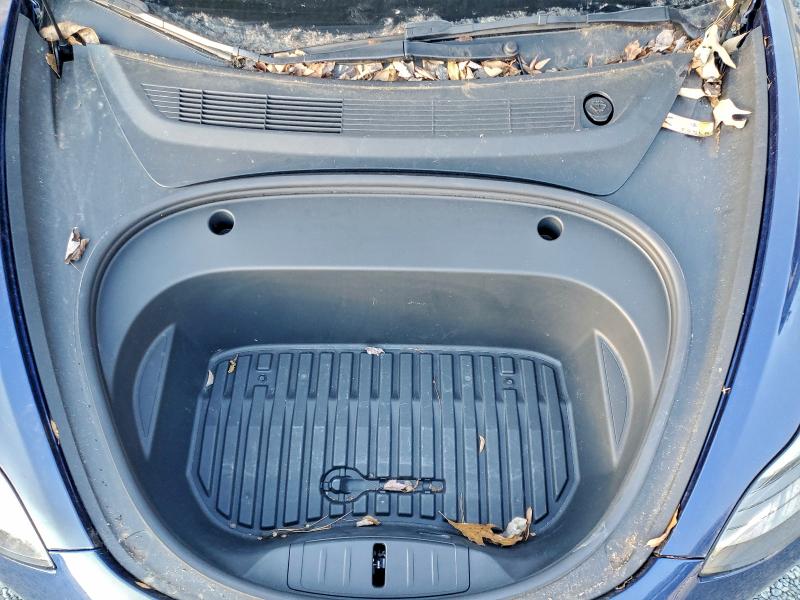 95962295 :رقم المزاد ، 5YJ3E1EB0NF106049 vin ، 2022 Tesla Model 3 مزاد بيع