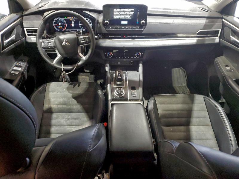97177215 :رقم المزاد ، JA4J4VA86RZ078246 vin ، 2024 Mitsubishi Outlander مزاد بيع