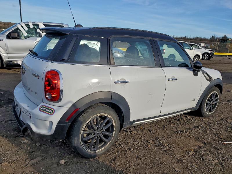 95537625 :رقم المزاد ، WMWZC5C57GWU00547 vin ، 2016 Mini Cooper S مزاد بيع