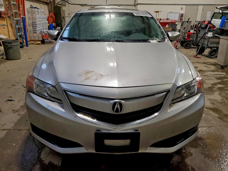 Auction sale of the 2013 Acura Ilx, vin: 19VDE1F33DE400666, lot number: 95019365