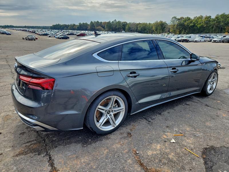 2022 Audi A5 Premium მანქანა იყიდება აუქციონზე, vin: WAUFACF51NA029114, აუქციონის ნომერი: 96611355