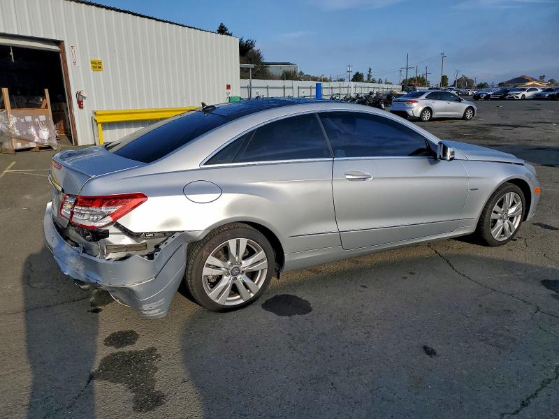 Продажа на аукционе авто 2012 Mercedes-benz E, vin: WDDKJ5KB7CF171904, номер лота: 91304915