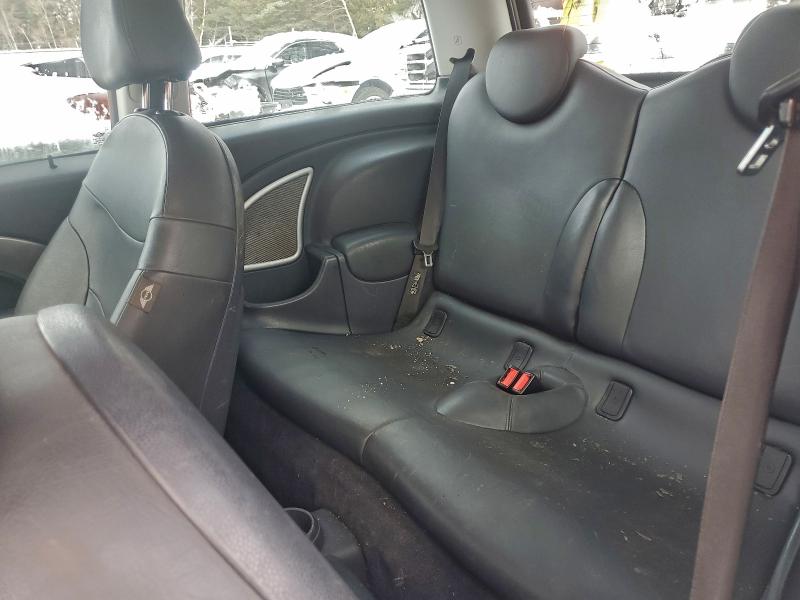 2004 Mini Cooper S მანქანა იყიდება აუქციონზე, vin: WMWRE33484TD85157, აუქციონის ნომერი: 95927075