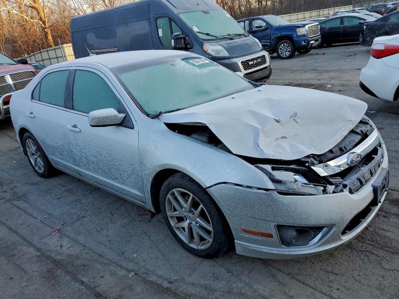 95841305 :رقم المزاد ، 3FAHP0JA8BR117002 vin ، 2011 Ford Fusion مزاد بيع