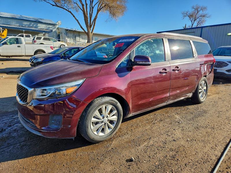 95724965 :رقم المزاد ، KNDMB5C19H6333383 vin ، 2017 Kia Sedona مزاد بيع