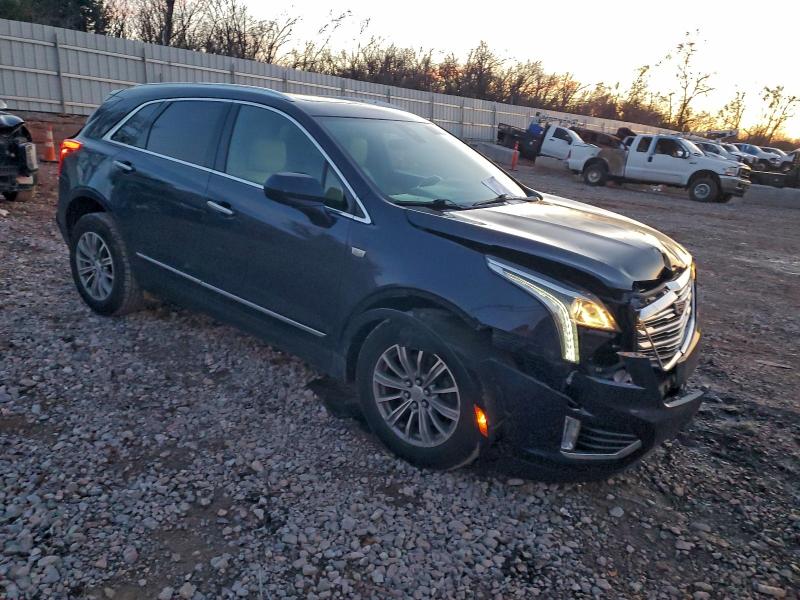 95827275 :رقم المزاد ، 1GYKNDRS5HZ213792 vin ، 2017 Cadillac Xt5 مزاد بيع
