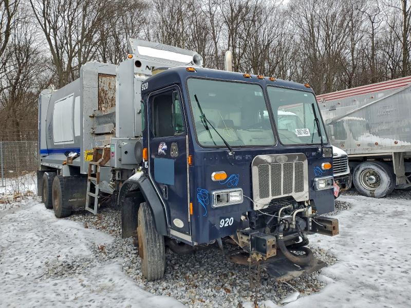 Продаж на аукціоні авто 2017 Peterbilt 320, vin: 3BPZLJ0X7HF174520, номер лоту: 86871485