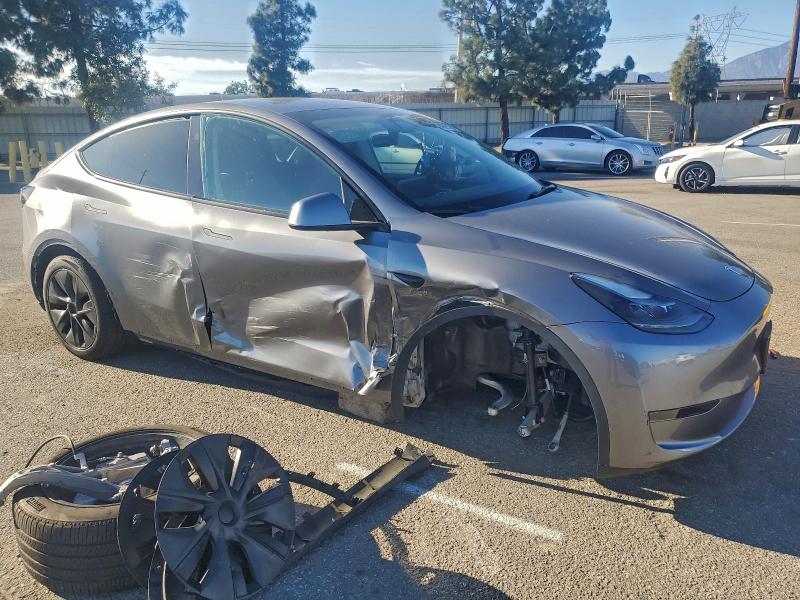94926075 :رقم المزاد ، 7SAYGDED1RF195383 vin ، 2024 Tesla Model Y مزاد بيع
