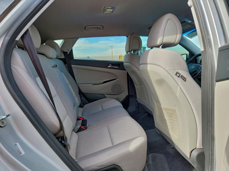 Продажа на аукционе авто 2017 Hyundai Tucson, vin: KM8J33A4XHU294697, номер лота: 96103505