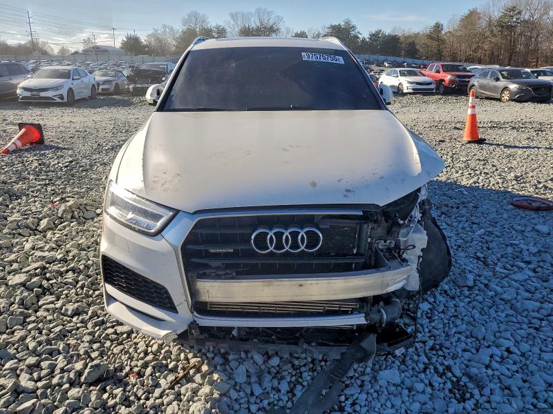 97575755 :رقم المزاد ، WA1JCCFS0JR030984 vin ، 2018 Audi Q3 مزاد بيع