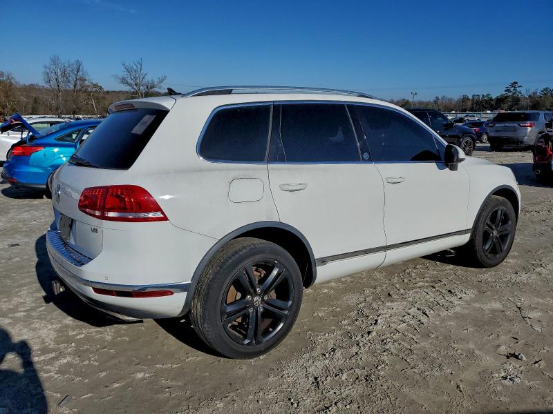 96205045 :رقم المزاد ، WVGRF7BP5HD006885 vin ، 2017 Volkswagen Touareg Wo مزاد بيع