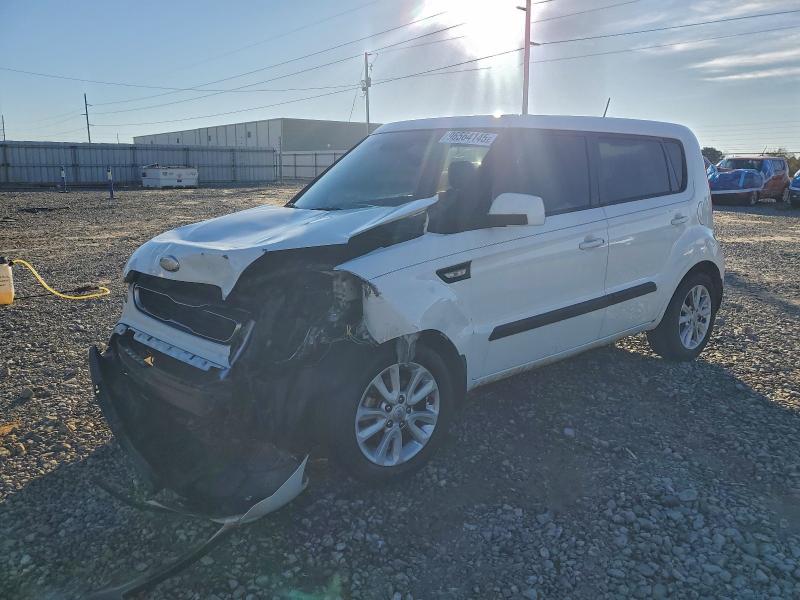 Auction sale of the 2013 Kia Soul, vin: KNDJT2A5XD7767398, lot number: 96564145