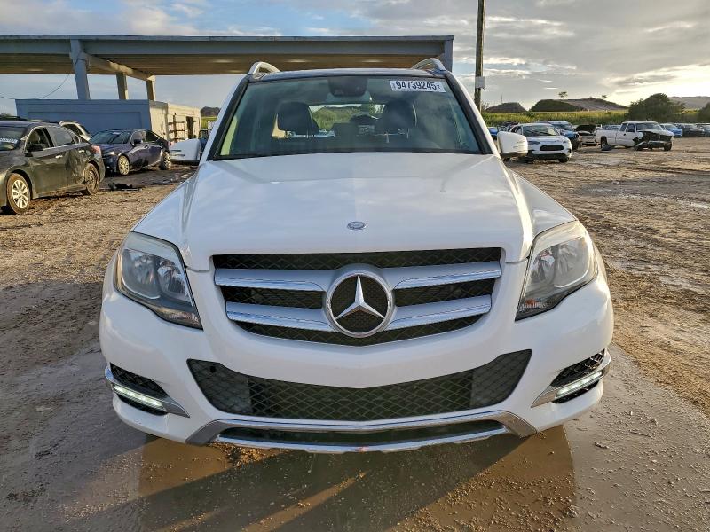 94739245 :رقم المزاد ، WDCGG5HB6FG415718 vin ، 2015 Mercedes-benz Glk مزاد بيع