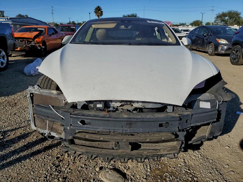 Продажа на аукционе авто 2014 Tesla Model S, vin: 5YJSA1H11EFP57345, номер лота: 96141425