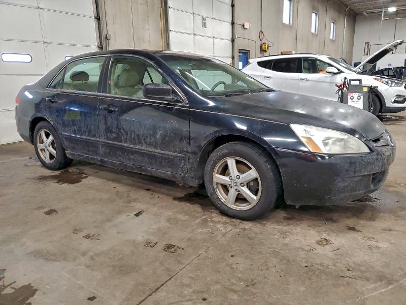 97332065 :رقم المزاد ، 1HGCM56834A027304 vin ، 2004 Honda Accord مزاد بيع