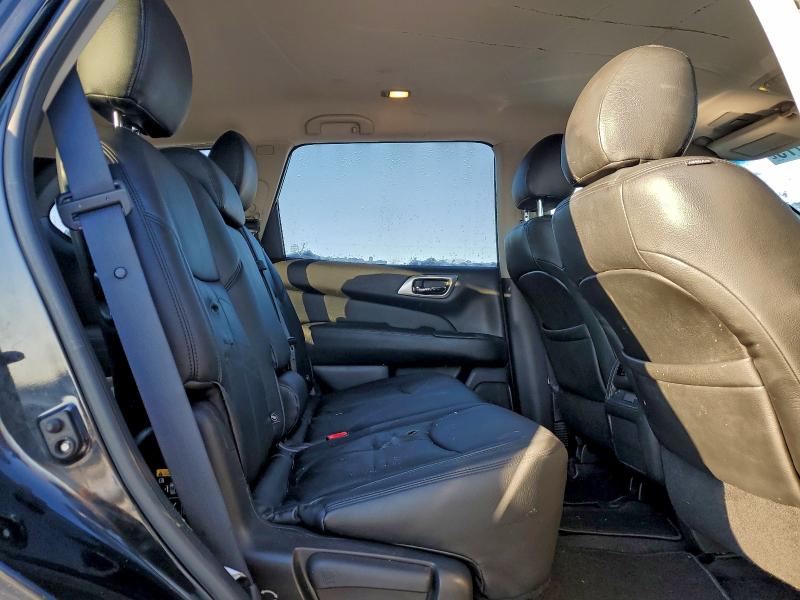 95186775 :رقم المزاد ، 5N1AR2MM6GC631620 vin ، 2016 Nissan Pathfinder مزاد بيع