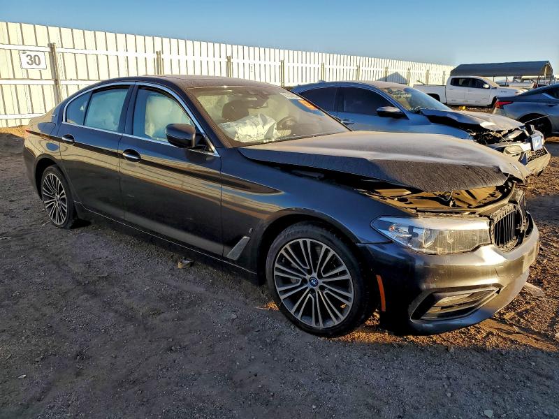 97210965 :رقم المزاد ، WBAJB1C59JB084611 vin ، 2018 Bmw 530xe مزاد بيع
