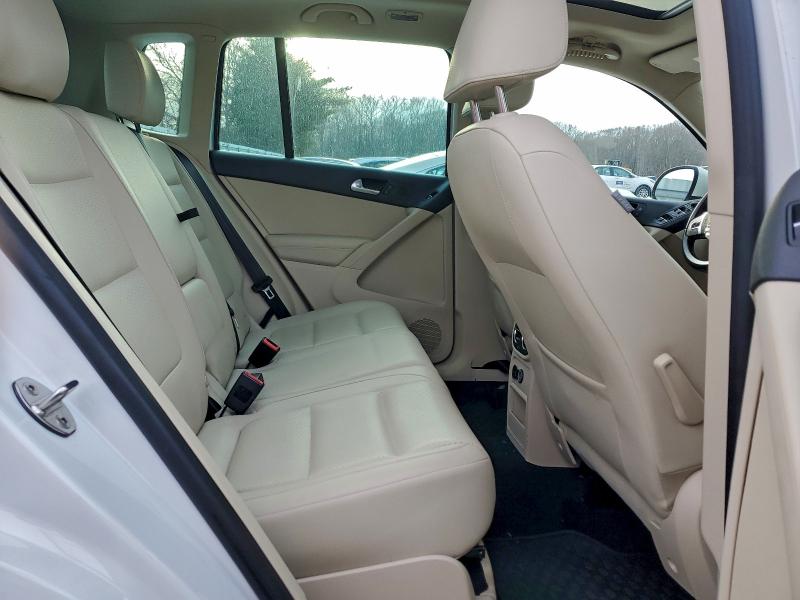 97138865 :رقم المزاد ، WVGBV7AX0DW541885 vin ، 2013 Volkswagen Tiguan مزاد بيع