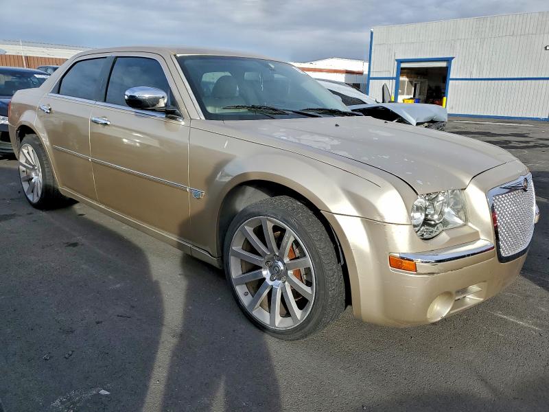 Продажа на аукционе авто 2006 Chrysler 300c, vin: 2C3LK63H66H339981, номер лота: 98070365